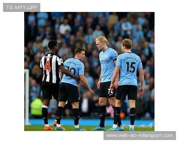 曼城后防失误频发瓜帅公开表达不满,曼城强在瓜帅体系