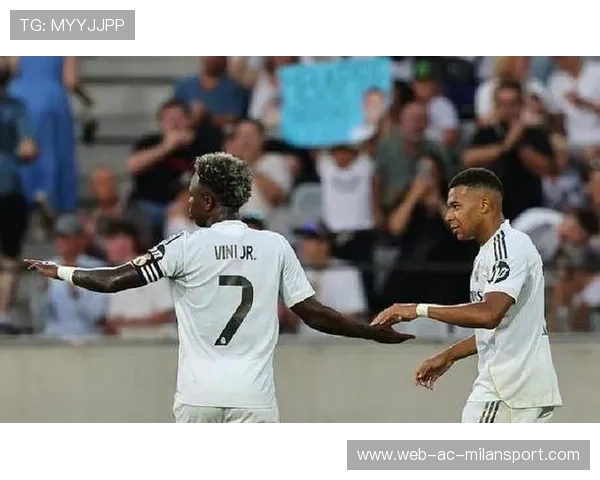 皇马压迫反击配合默契致命，皇马战术反击还是控球