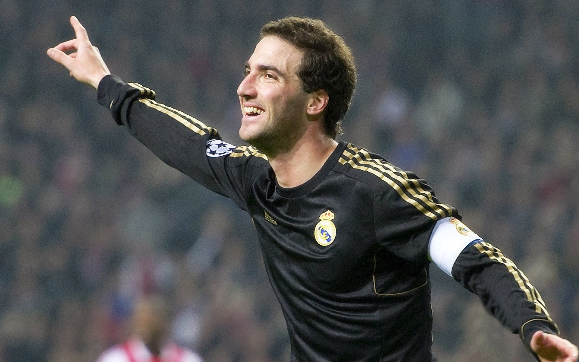 手球联赛排名战白热化,球队为保级苦战,手球职业联赛